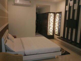 Meghdoot Hotel & Resort Ujjain Habitación foto